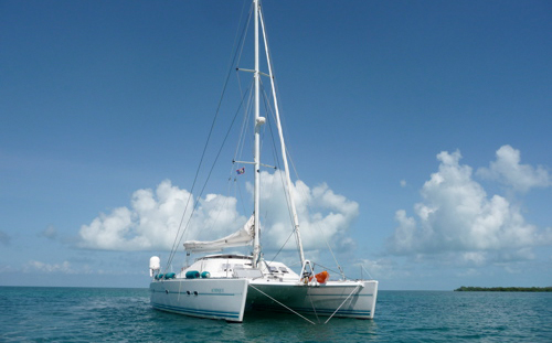 belize-luxury-sailing-boats-journeys 