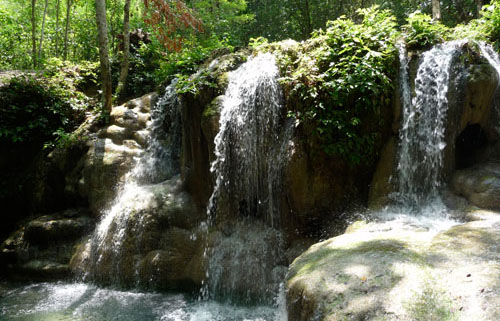 cayo-district-jungle-waterfalls