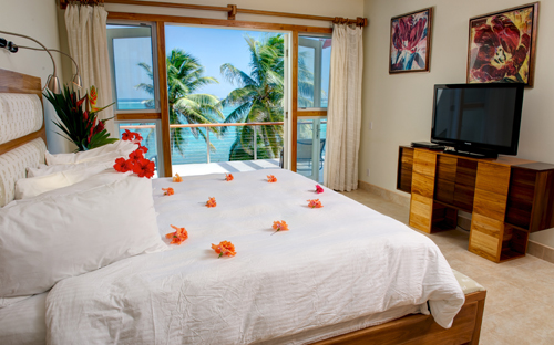 the-cayes-the-phoenix-resort-rooms